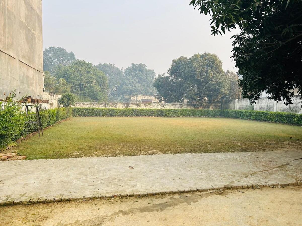 Jamuna Kunj Varanasi Exterior photo